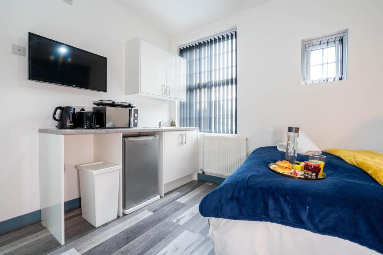 Appartement Comfy, Modern Studio With Netflix à Birmingham Extérieur photo